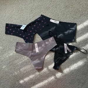 Victoria's Secret Black and Pink Panties Set Medium BNWT